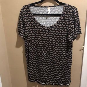Lularoe Classic T size L